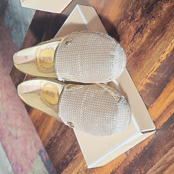 Michael Kors Kendrick Slip On - Picture 9 of 9